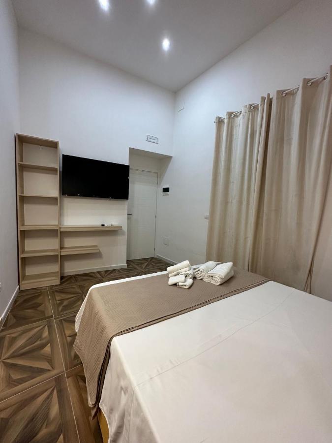 San Ferdinando Suite Room 나폴리 외부 사진